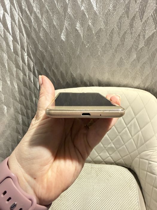 Продам  ксиомі Redmi 3S