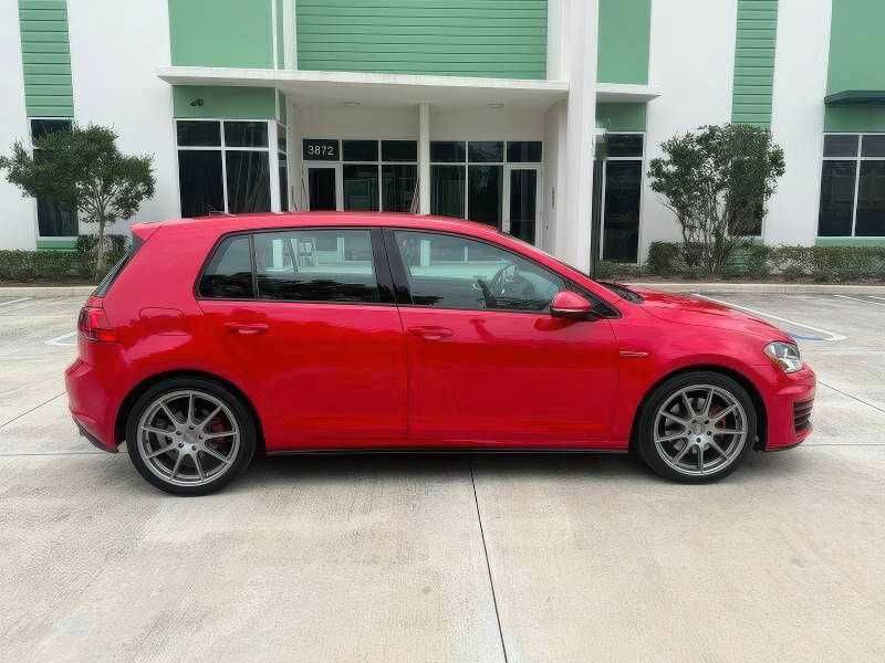 2016 Volkswagen Golf GTI Autobahn