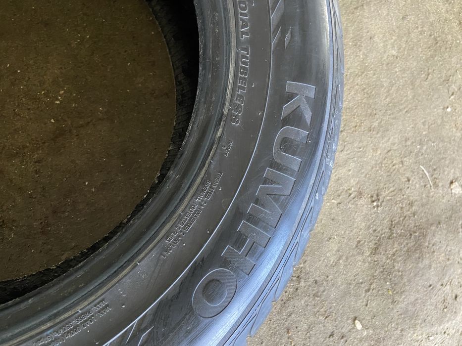 Шини 235/65 r17 гума Kumho 2018рік
