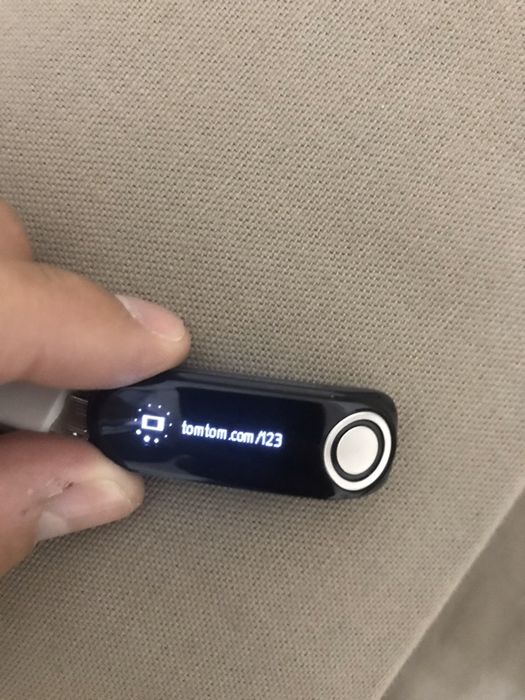 Monitor de Fitness TomTom Touch Cardio + Composição Corporal