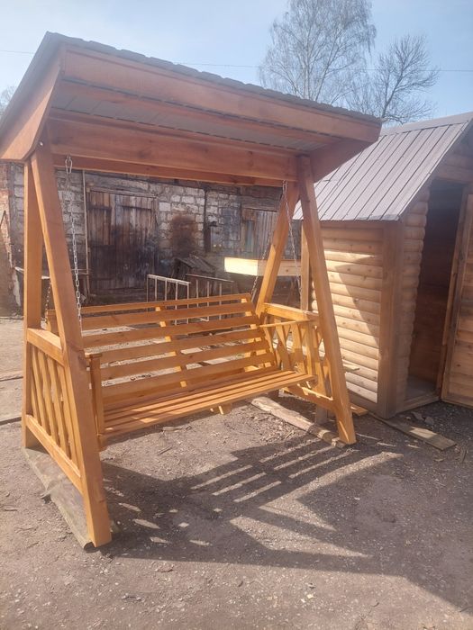 Гойдалка дерев'яна, нерозкладна, пофарбована