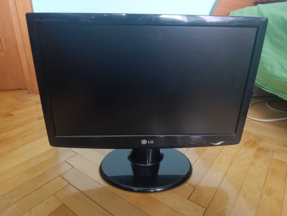 Монітор LG Flatron 19 HD+