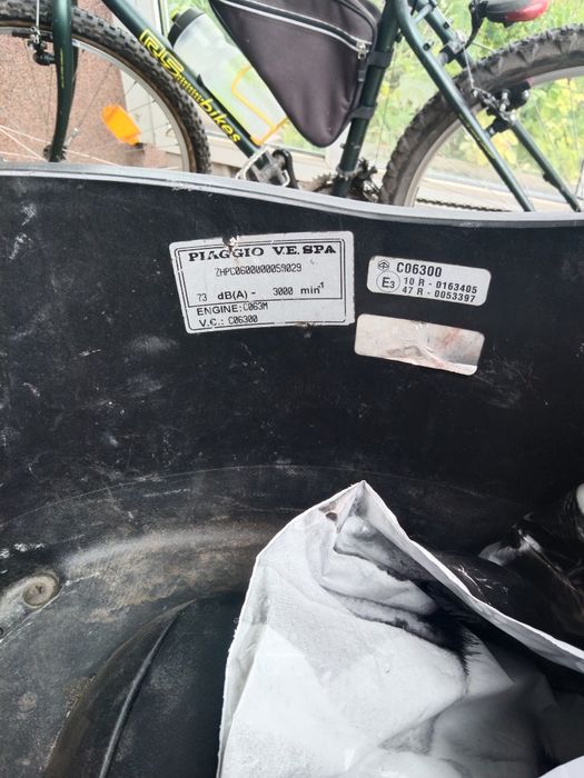 Скутер Piaggio zip