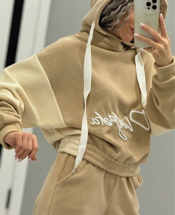 Модный теплый спортивный костюм женский флисовый