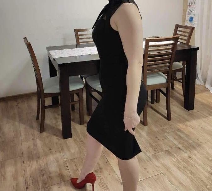 Czarna krótka sukienka S