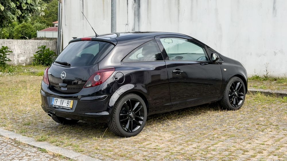 Opel Corsa D 1.2 Black Edition 2010