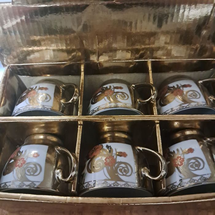Продам горнятка хофейні