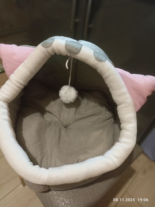 Будиночок для котика або песика