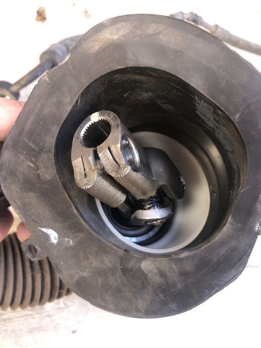 Оригінал Рульова рейка колонка керма Mazda 626 GF