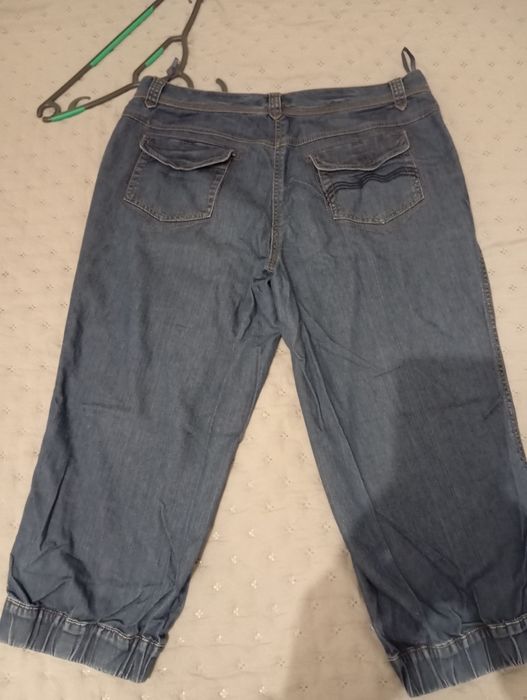 Spodnie rybaczki jeansowe Sandwich 44