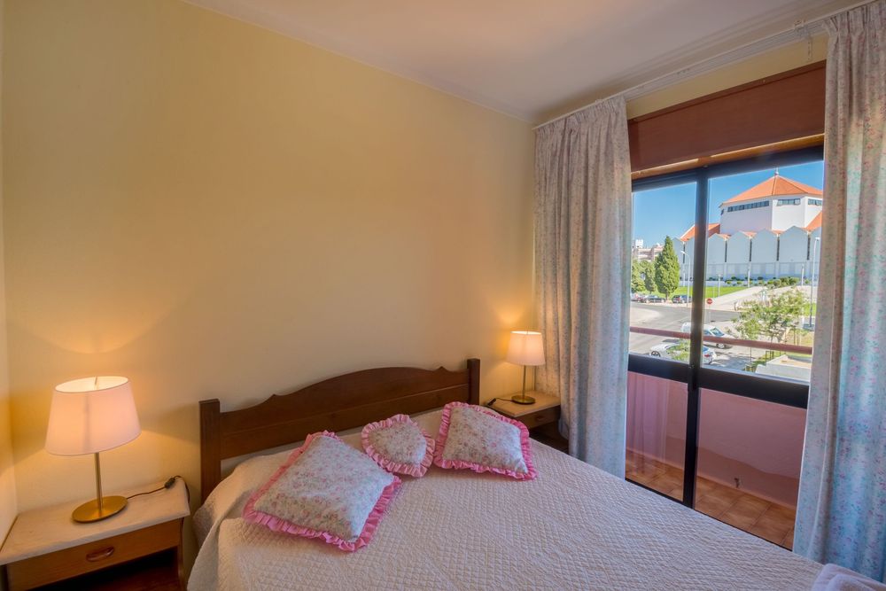 Móvel de Quarto de Casal