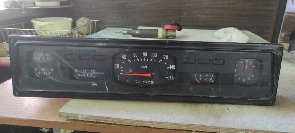 Приборная панель ГАЗ 24