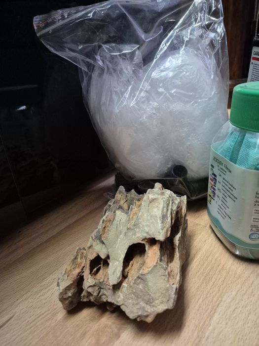 Akcesoria akwariowe zamienię na małe akwarium