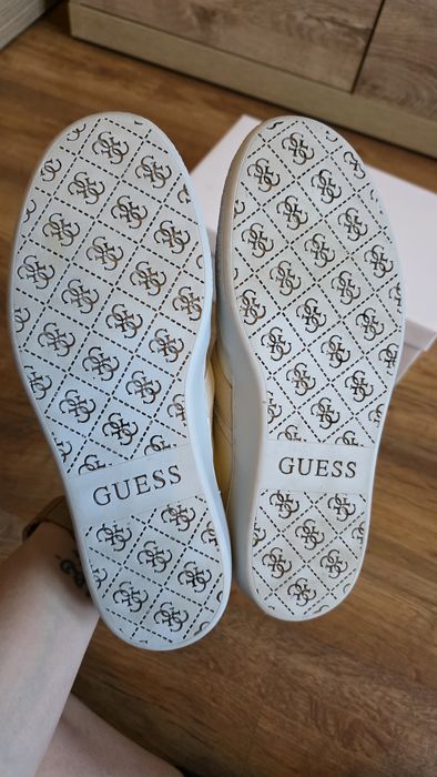 Guess sneakersy skórzane Nolinas