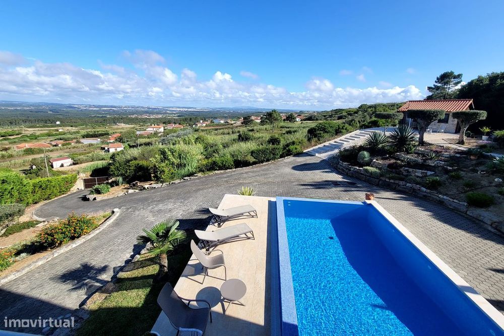 Exclusividade e Vistas de Mar e Serra em Serra do Bouro