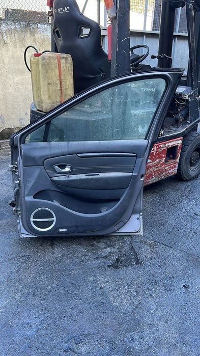 Porta da Frente Direita Renault Scénic