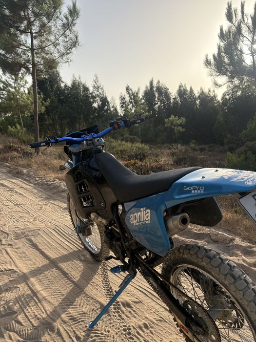 Aprilia Rx (diferenciada)