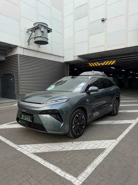 Гібридний автомобіль BYD Tang L DM-p 175KM 4WD Drone Player Edition 2025, Bamboo Green, рудий салон