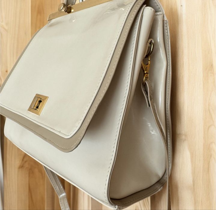 Torebka damska torba wegańska skóra nowa elegancka beżowa kremowa