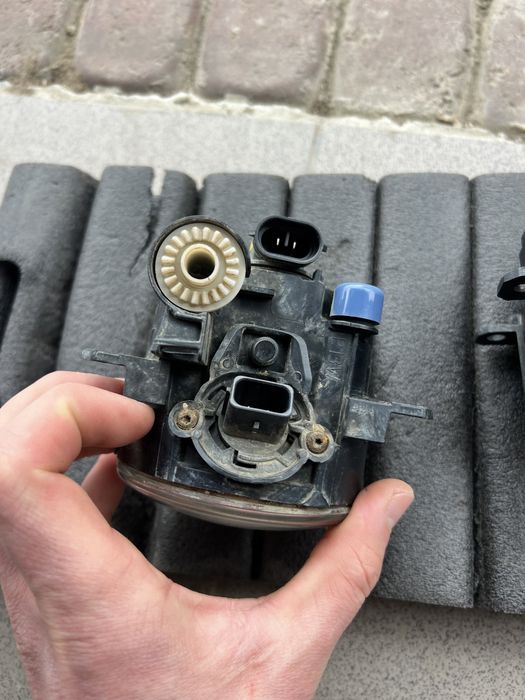 Протитуманні фари Nissan Leaf