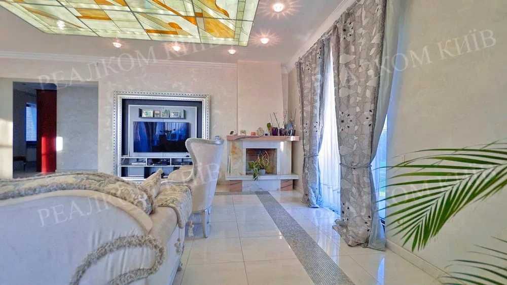 Home, sweet home!  м. Бориспіль -> центр 5 хв.! (25 соток, 350 м2)