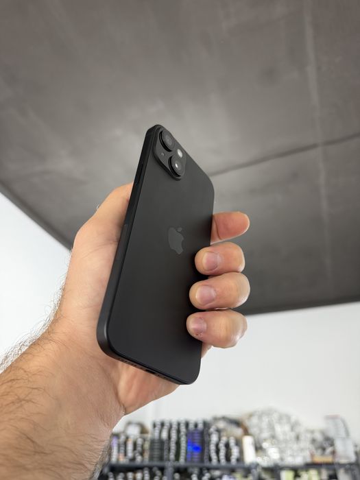 Apple Iphone 15+ 128 gb Neverlock айфон плюс 93%