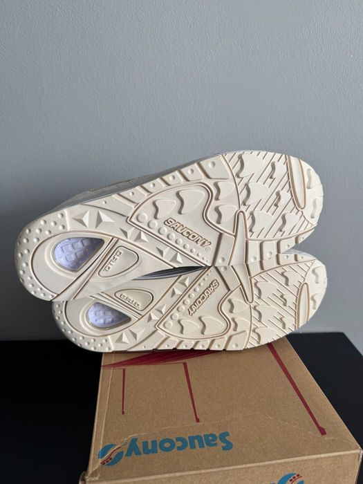 2018 DS Saucony Grid 9000 Knit Pack bodega supreme RARE