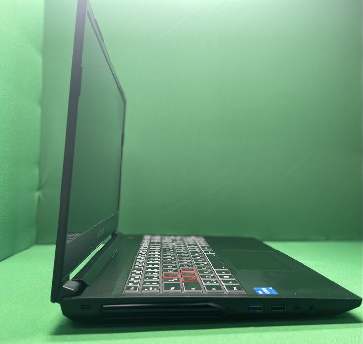 Gigabyte G5 KD i5-11400H / RTX 3060 / 16GB / 1TB / 144Hz