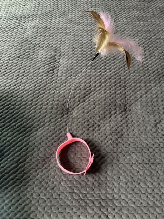 Іграшка нашийник для котіа