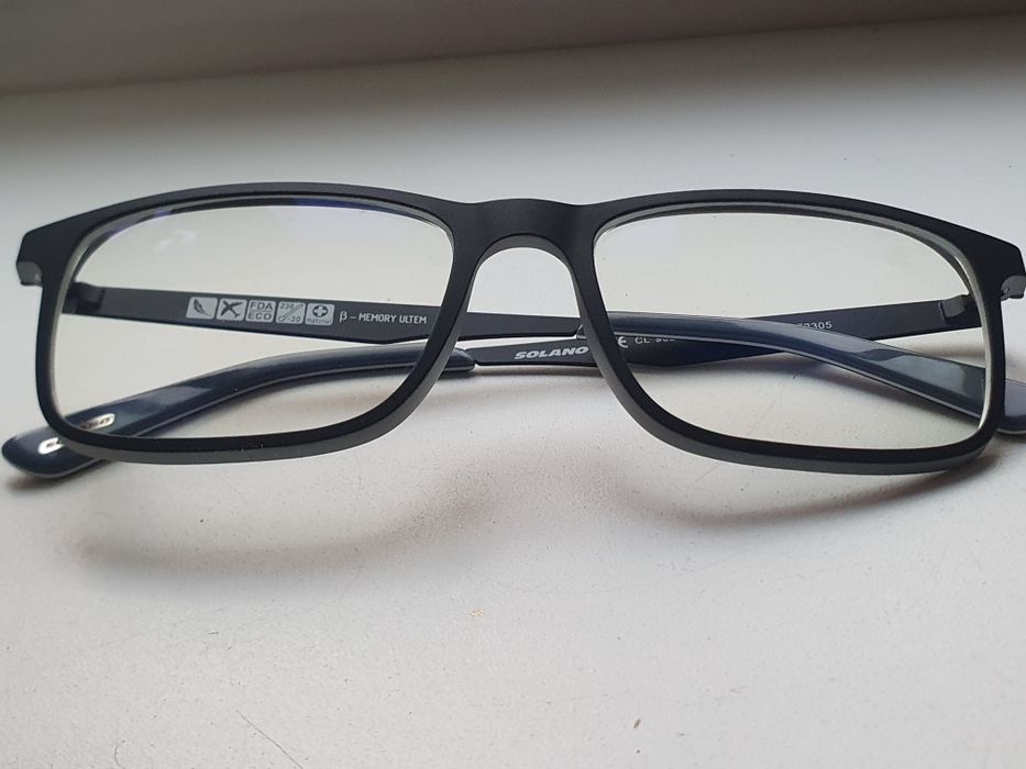 Oprawki Solano CL90201E