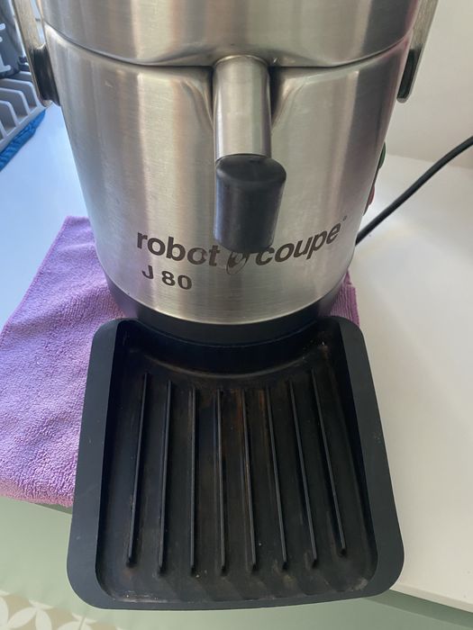 ROBOT  COUPE J80 Juicer Pro para sucos