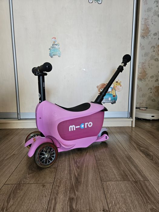 Самокат дитячий Micro Mini2go Deluxe Pink триколісний