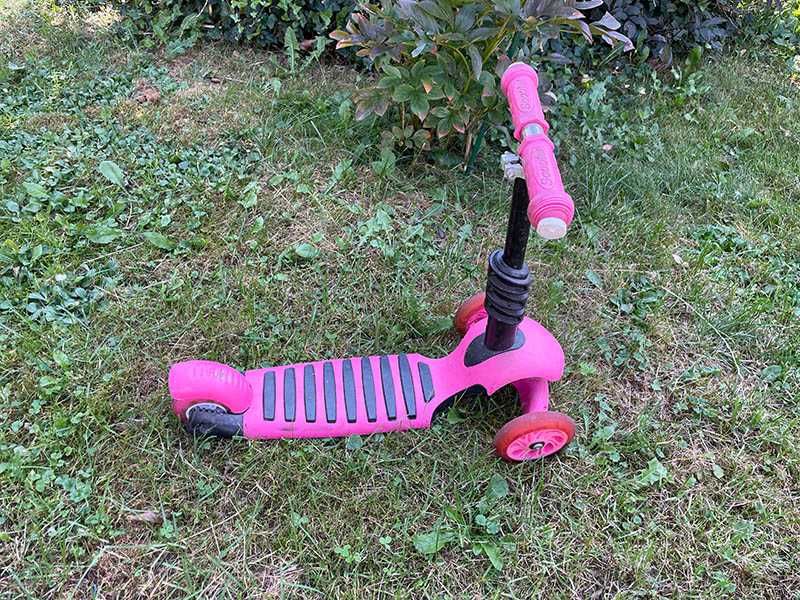 Hulajnoga różowa Scooter