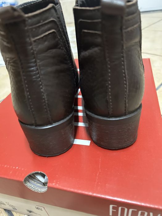 Botas Castanhas da Foreva
