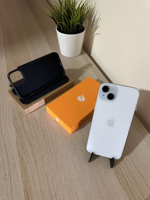 Iphone 15 Plus 128GB + case em couro + película