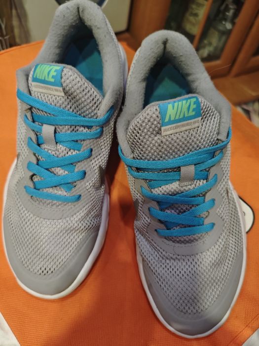 Кросівки Nike 36-37р 24 см по устілці