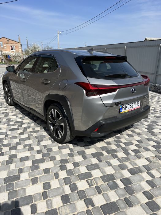 Lexus UX 250 h 2019