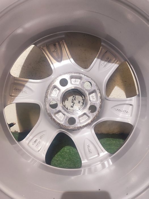 Felgi aluminiowe OE Volvo S60 V60 16" 7J Et50 5x108