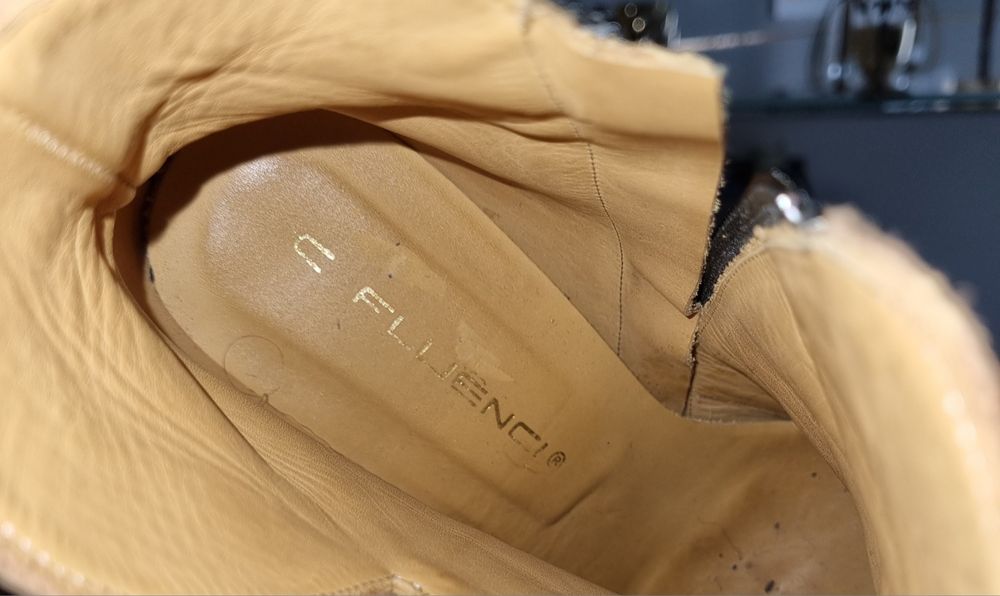 U Fluence  botins