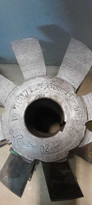 Продам модульні червячні фрези, торцеві фрези, дискові фрези б/у