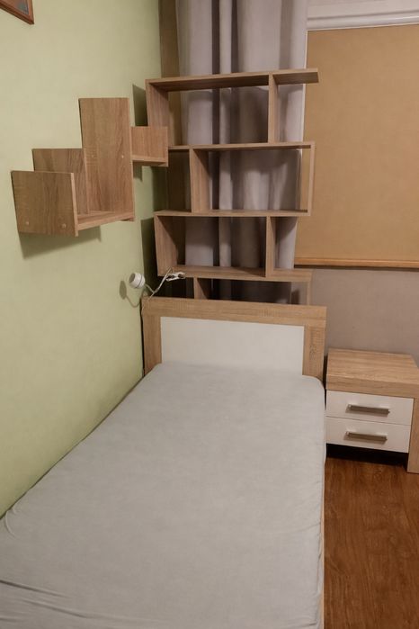 Meble pokojowe / młodzieżowe