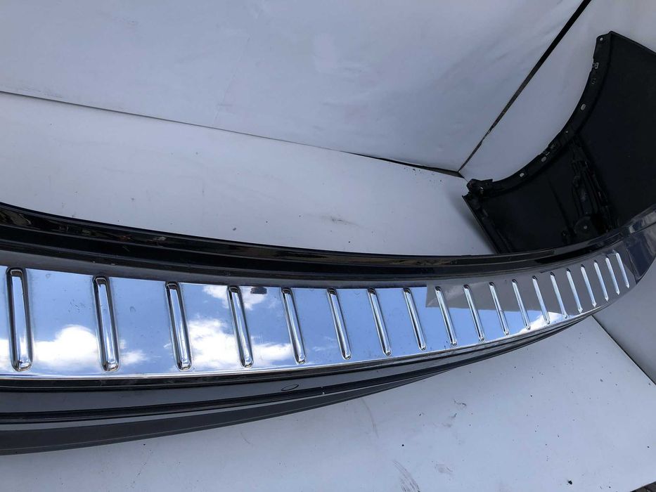 Бампер задній Volkswagen 7P 7P6807421 Фольцваген Туарег НФ Таурег Touareg  NF  2T / C9X  Чорний перламутр Бампер задний задній бампер