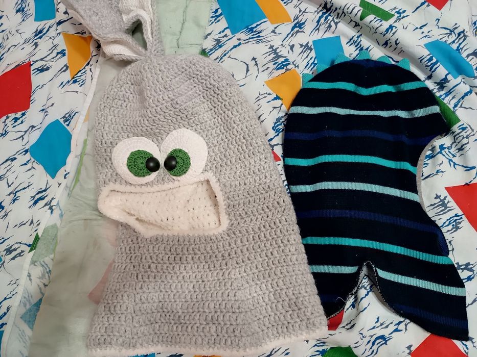 Продам шапочки на хлопчика від 4 до 6