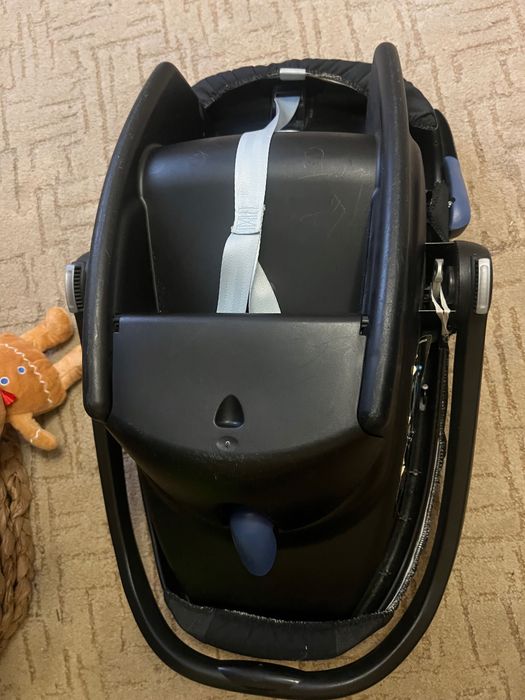 Автокрісло люлька maxi cosi city