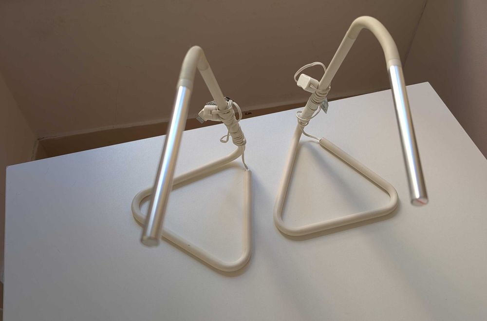 Pack 2 Candeeiros LED IKEA HÅRTE – Flexíveis/USB (20€ Tudo) / Set of 2 IKEA HÅRTE LED Lamps – USB Powered (€20 for both)