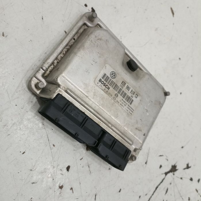 Centralina de Motor - VOLKSWAGEN PASSAT Variant (3B5) | 97 - 01