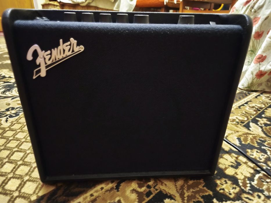 Комбо підсилювач fender Mustang lt 25