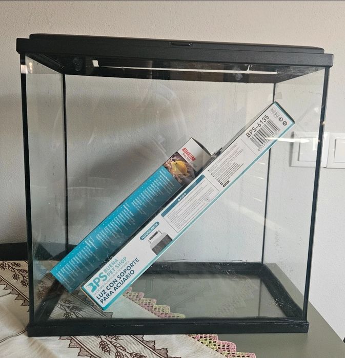 Aquário 40l usado