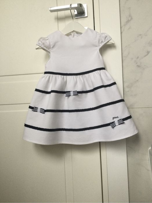 Святкова сукня  80 розмір з трусиками під памперс