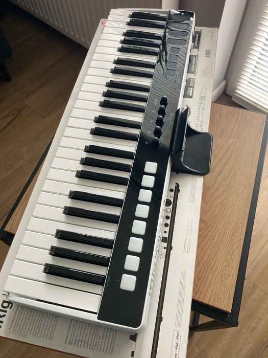 Ik Multimedia iRig Keys I/O 49 klawiatura sterujaca interfejs audio iPad